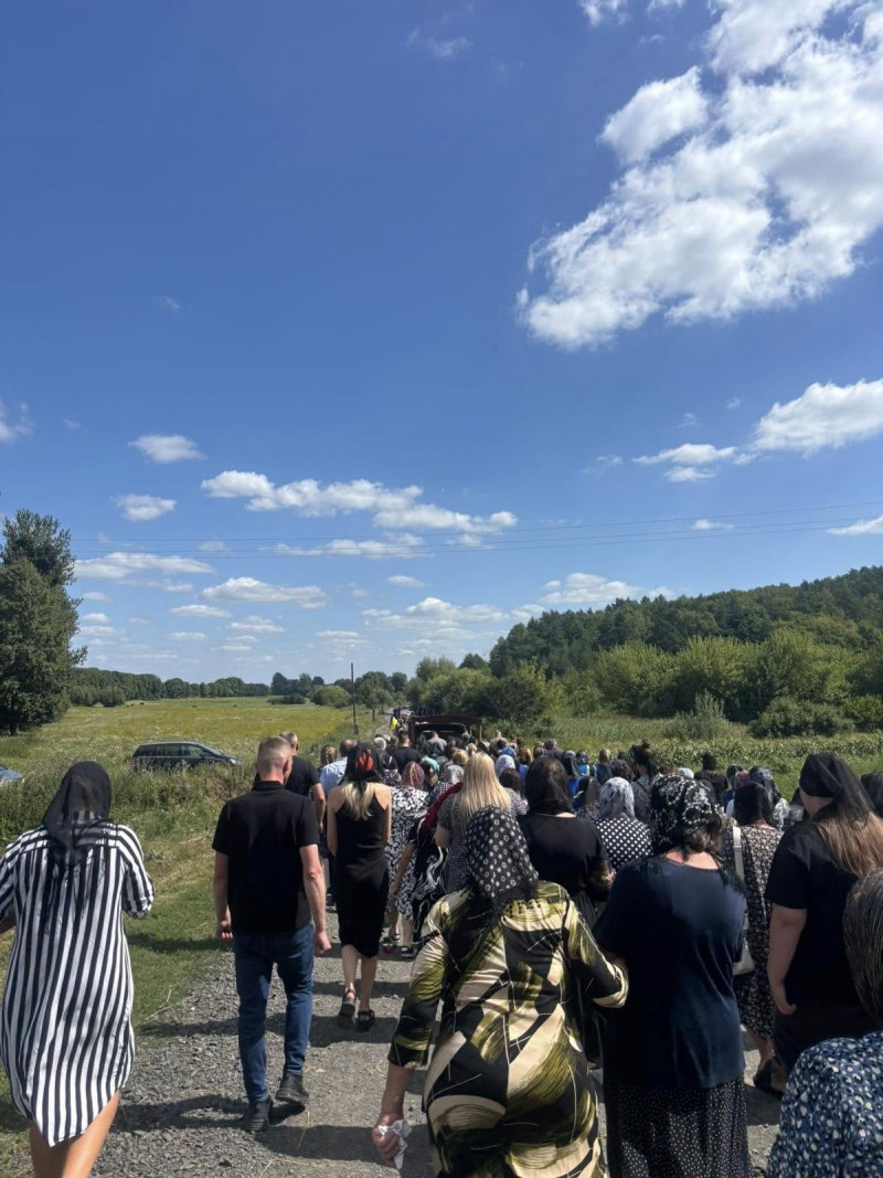 На Волині попрощалися з молодим Героєм, який багато місяців вважався зниклим безвісти