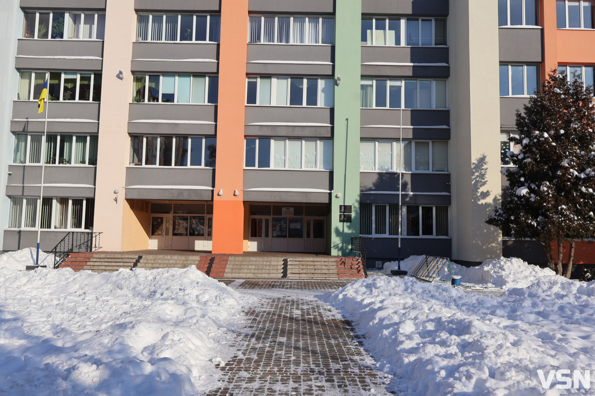 Штучний інтелект у школах Волині: як викладачі і учні знаходять спільну мову