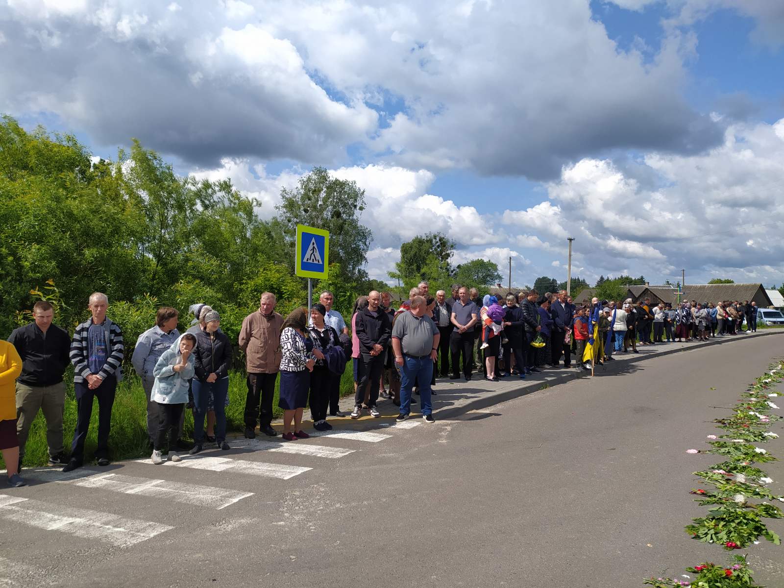 Двоє доньок втратили батька: на Волині попрощалися з полеглим Героєм Сергієм Сливкою