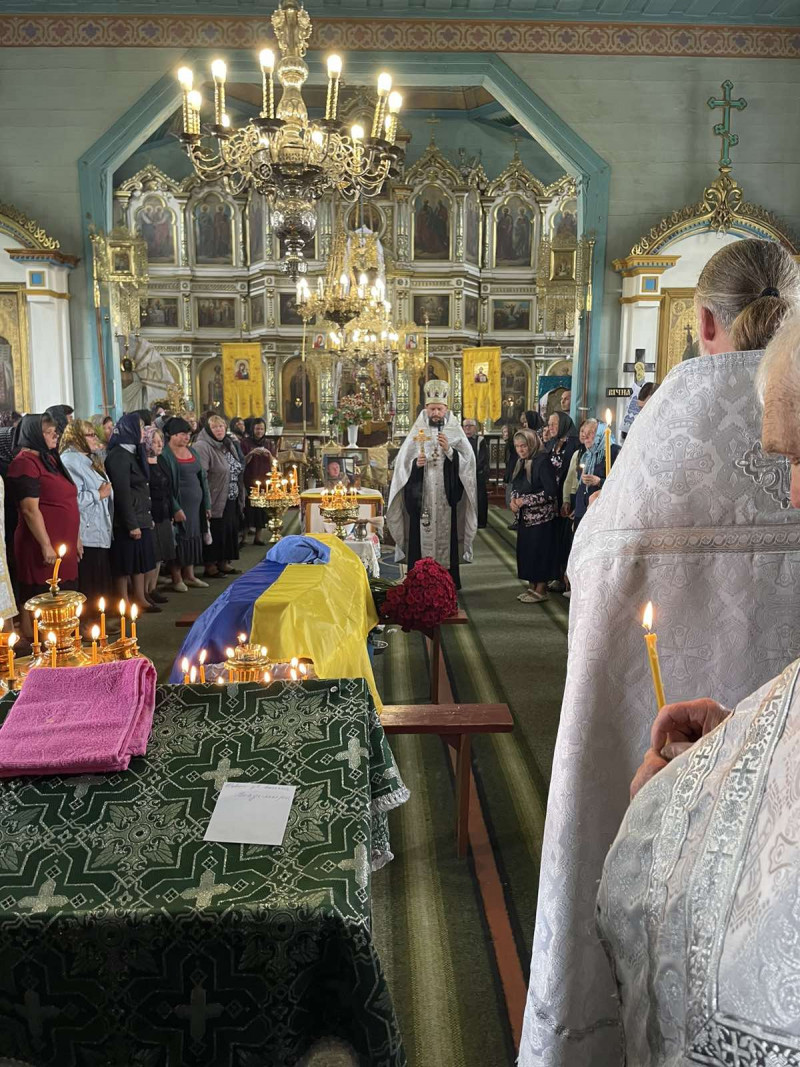 У жахливій ДТП на Одещині загинув молодий нацгвардієць з Волині Володимир Сливка: Героя поховали на батьківщині