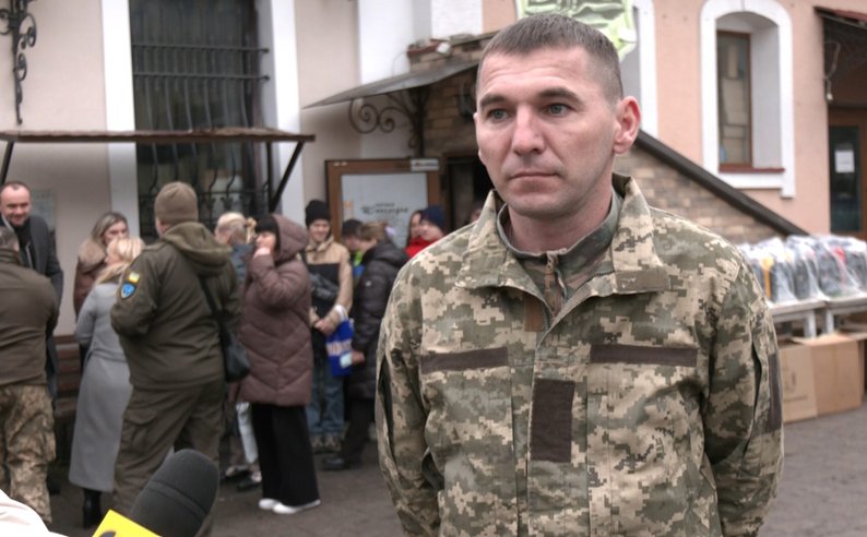 Луцька громада зібрала понад 25 тонн каштанів для допомоги ЗСУ