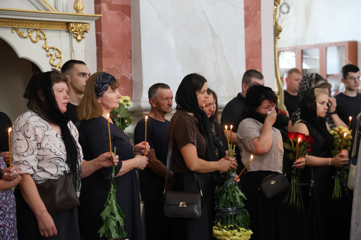 Навіки 44: у Луцьку попрощалися із загиблим Героєм Андрієм Малим