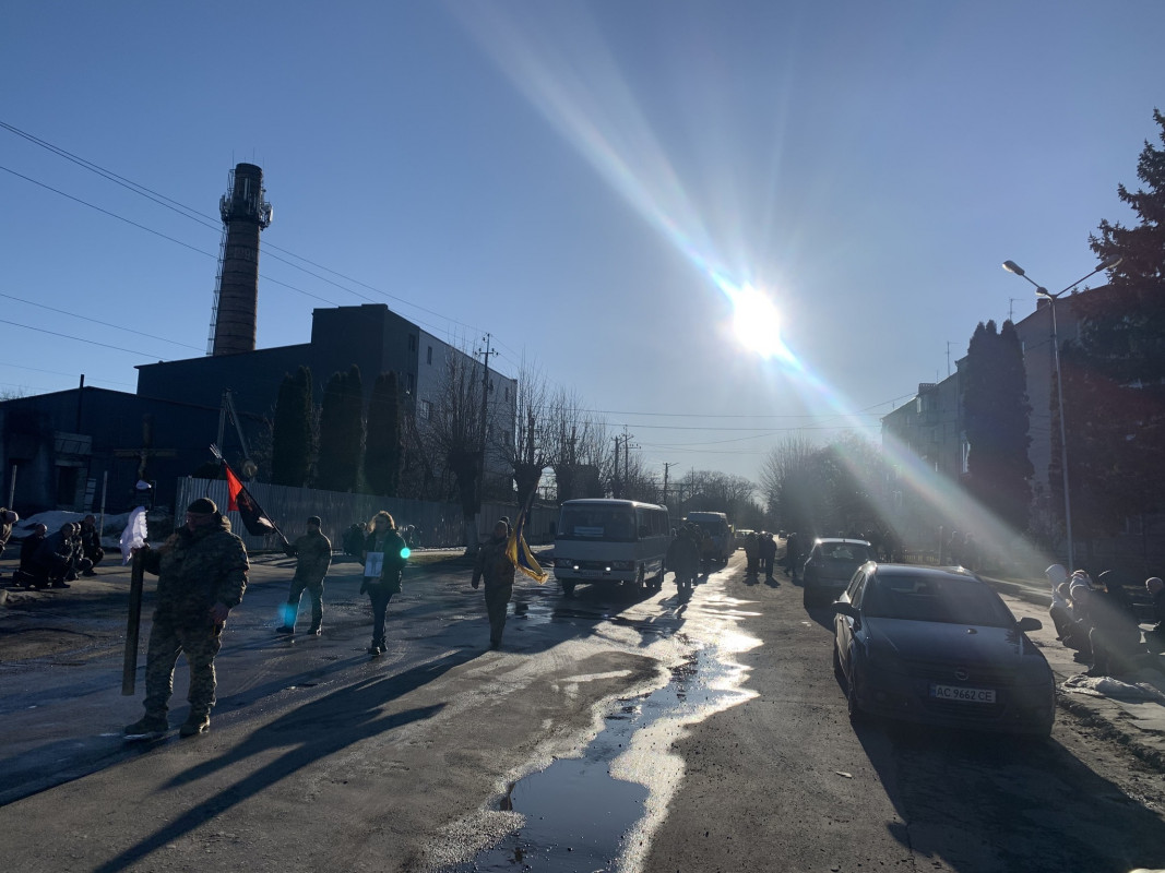 На Волині поховали військовослужбовця десантно-штурмових військ Максима Постєвку