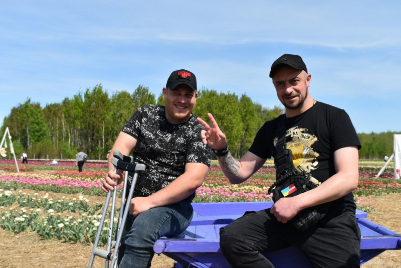 Життя попри війну: як «Волинська Голландія» приймала військових