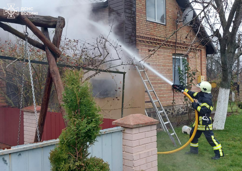 На Волині горіла котельня житлового будинку: що відомо