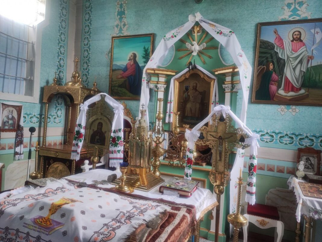 «Молилися – і сталося диво»: до ікони у храмі Луцького району приїжджають з усіх куточків України і з-за кордону