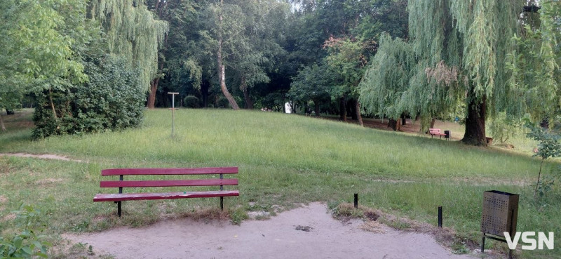 Як виглядає вечірній парк 900-річчя у Луцьку. Фоторепортаж