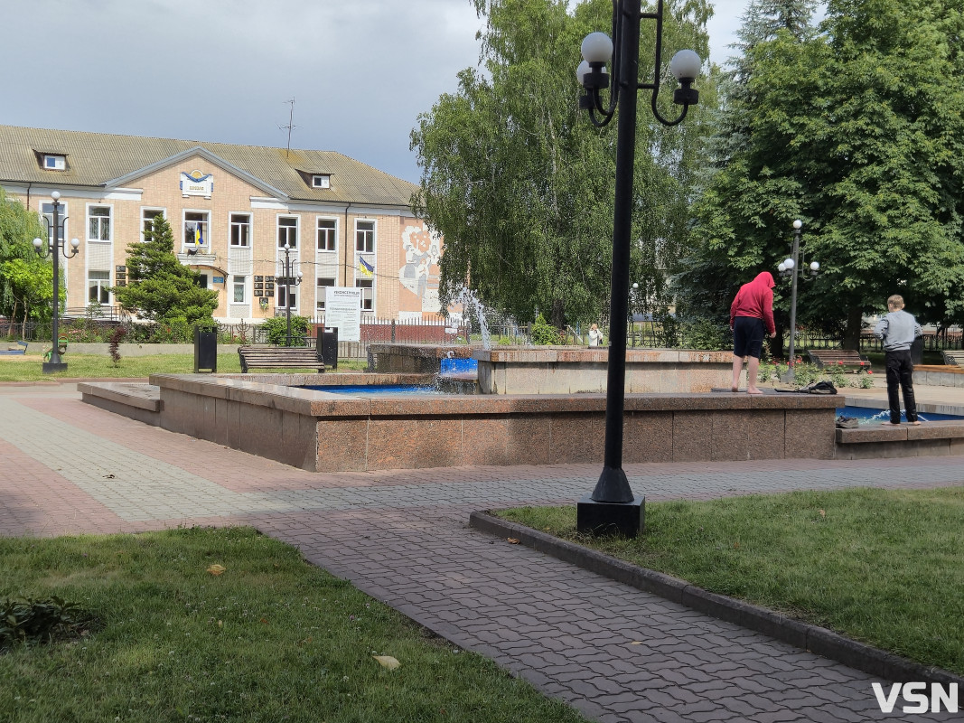 Від вугільних шахт до квітучих скверів: як сьогодні живе місто Нововолинськ. Фоторепортаж