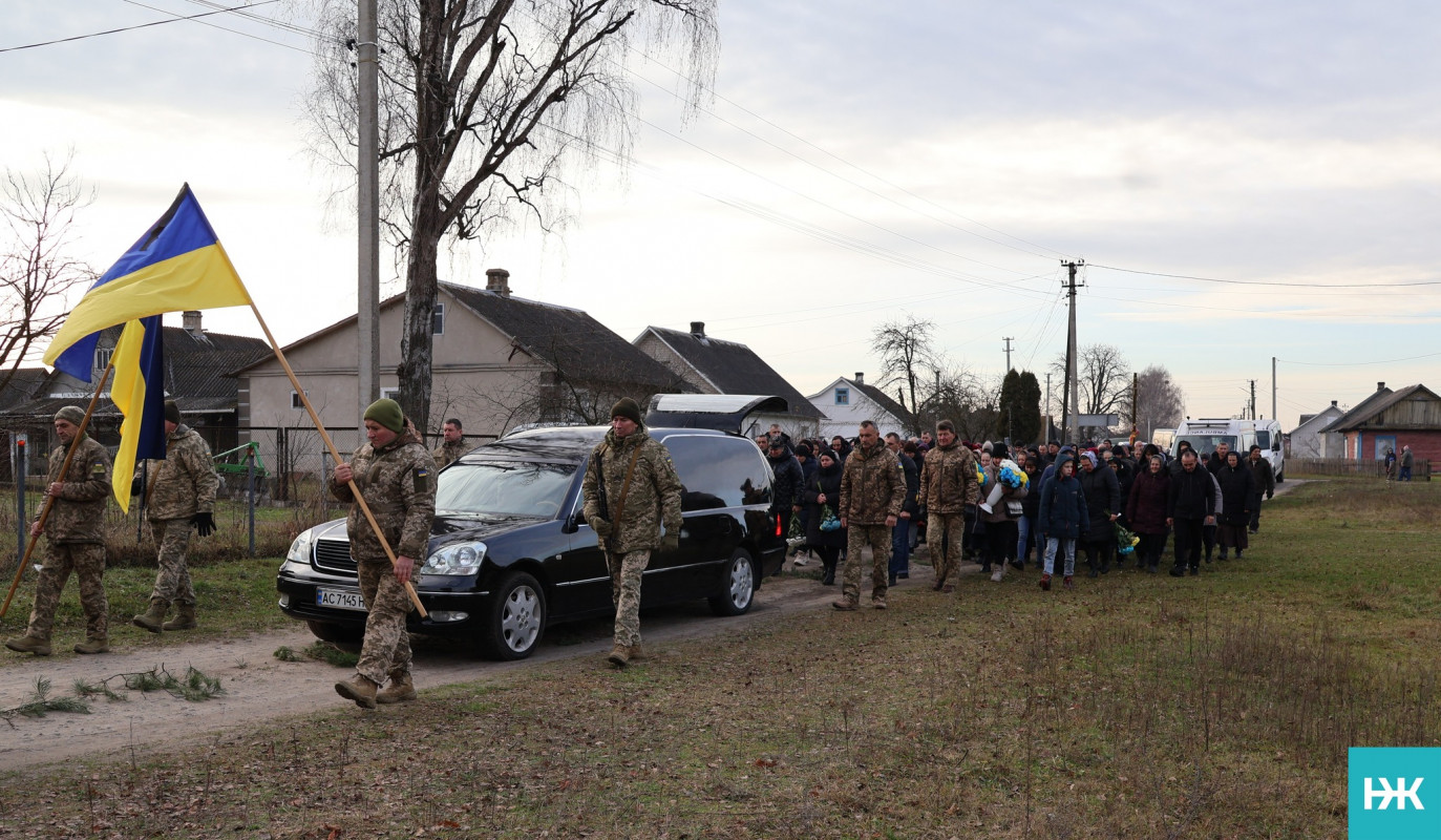 Рік надії й очікування: на Волині попрощалися з Героєм Віктором Фесиком
