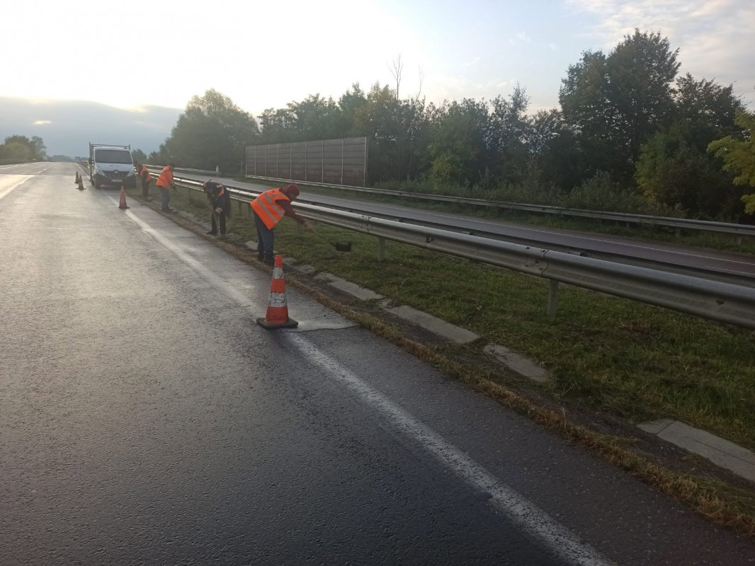 На Волині ремонтують дорогу до польського кордону: що варто знати водіям