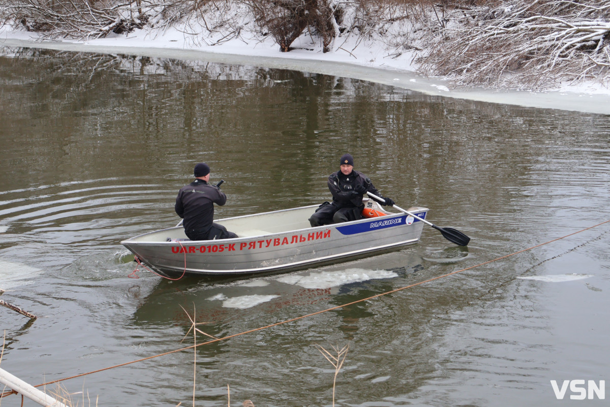 Як у Луцьку освячували воду на річці Стир. Фоторепортаж