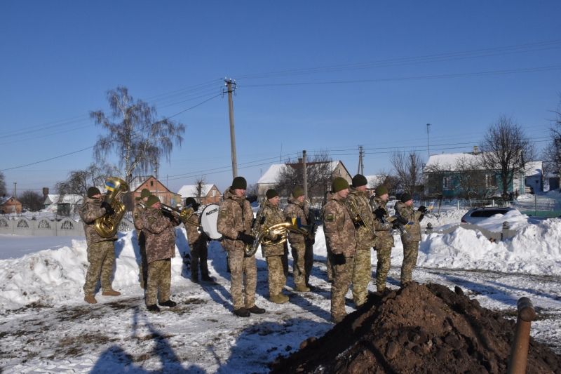 Життя обірвалося в ДТП: на Волині попрощалися із захисником Віталієм Михальчуком