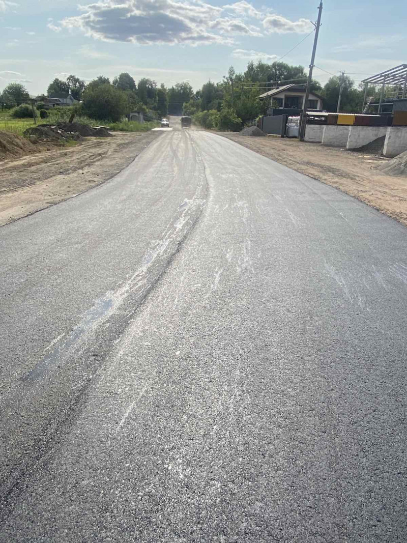 У волинській громаді відремонтували аварійну ділянку дороги при в’їзді у селище
