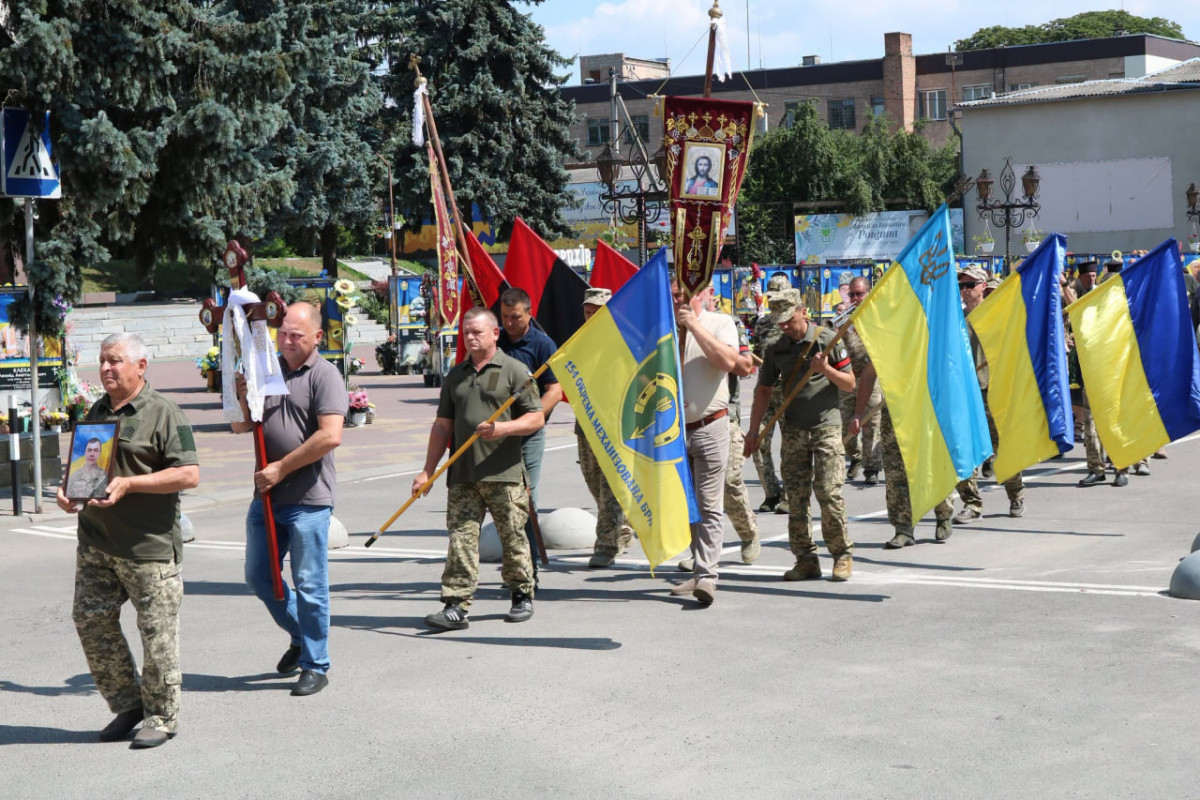 На Волині провели в останню путь полеглого захисника Івана Буруцського