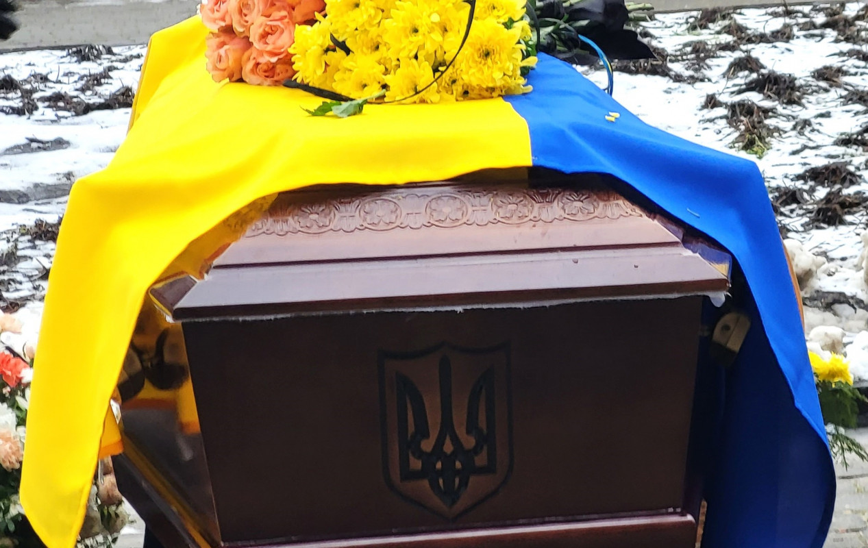 «Рідні та побратими 7 місяців вірили, що він у полоні»: на Волині поховали Героя Сергія Оніщука. Фото