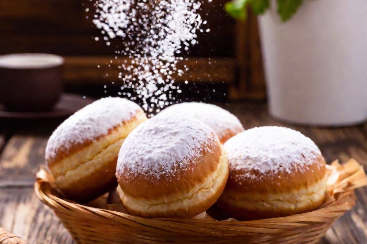 Національне надбання України: чотири рецепти світязьких пончиків