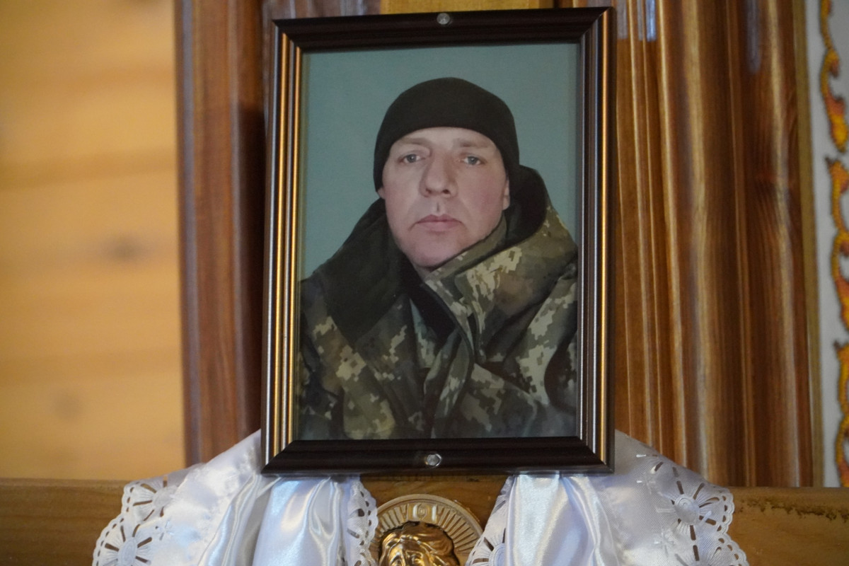 Життя обірвала хвороба: на Волині поховали військовослужбовця Андрія Беднарчука