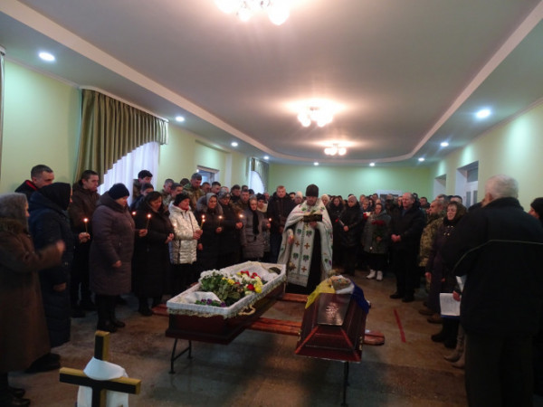 Один син загинув, інший - захищає Україну: на Волині поховали Героя Григорія Балюка