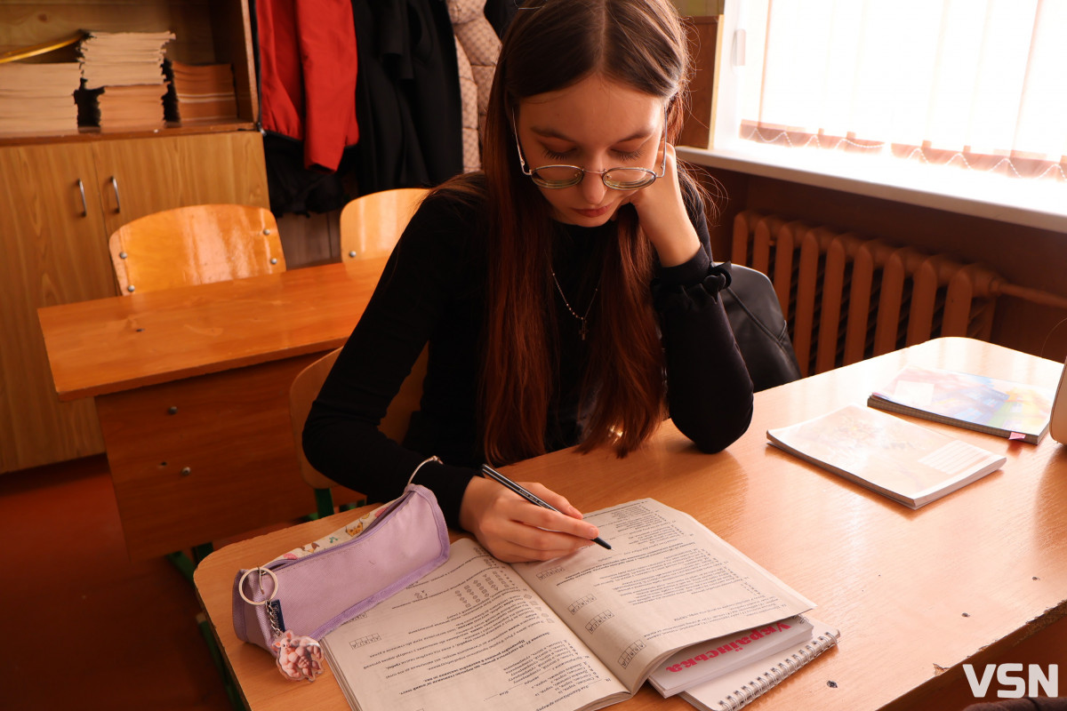 НМТ у гімназіях Луцька: чи допомагає штучний інтелект у навчанні?