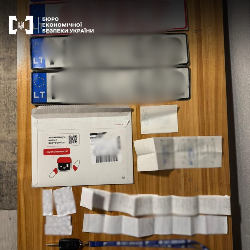 На Волині на майже 3 мільйона гривень незаконно ввезли 13 авто нібито для ЗСУ