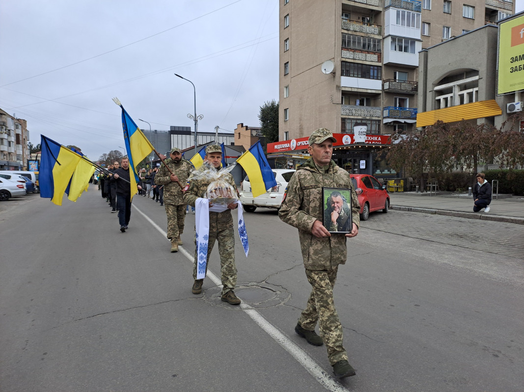 Мріяв створити сім’ю, але не судилося: на Волині попрощалися з Героєм Володимиром Кашубою