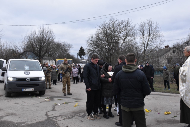 На Волині попрощалися з Героєм Олександром Максимуком