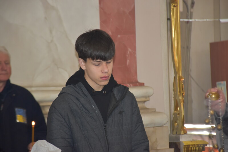 Загинув на Донеччині: у Луцьку попрощалися з Героєм Андрієм Головченком