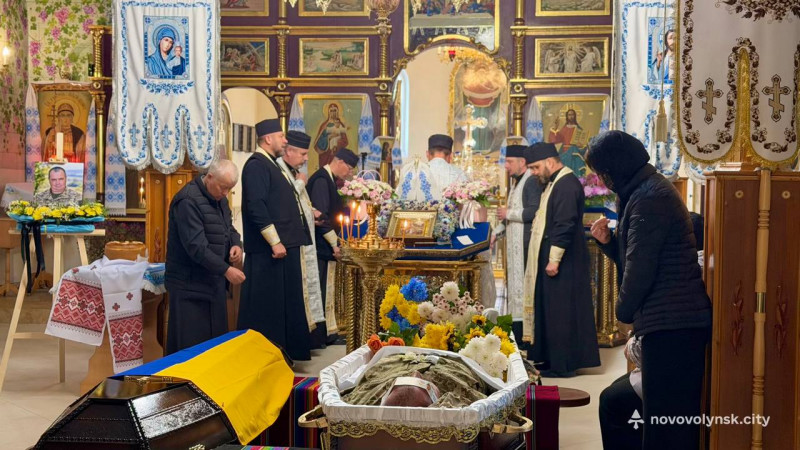 На Волині попрощалися з 49-річним Захисником Андрієм Єфрємовим