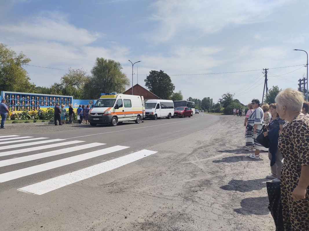 Навіки 40: на Волині похоронили загиблого офіцера Романа Дудика