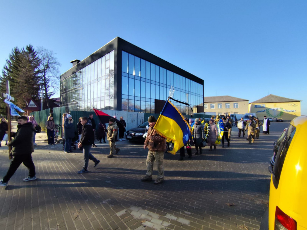 Серце зупинилося у лікарні: на Волині попрощались з ветераном війни Олександром Бондарем