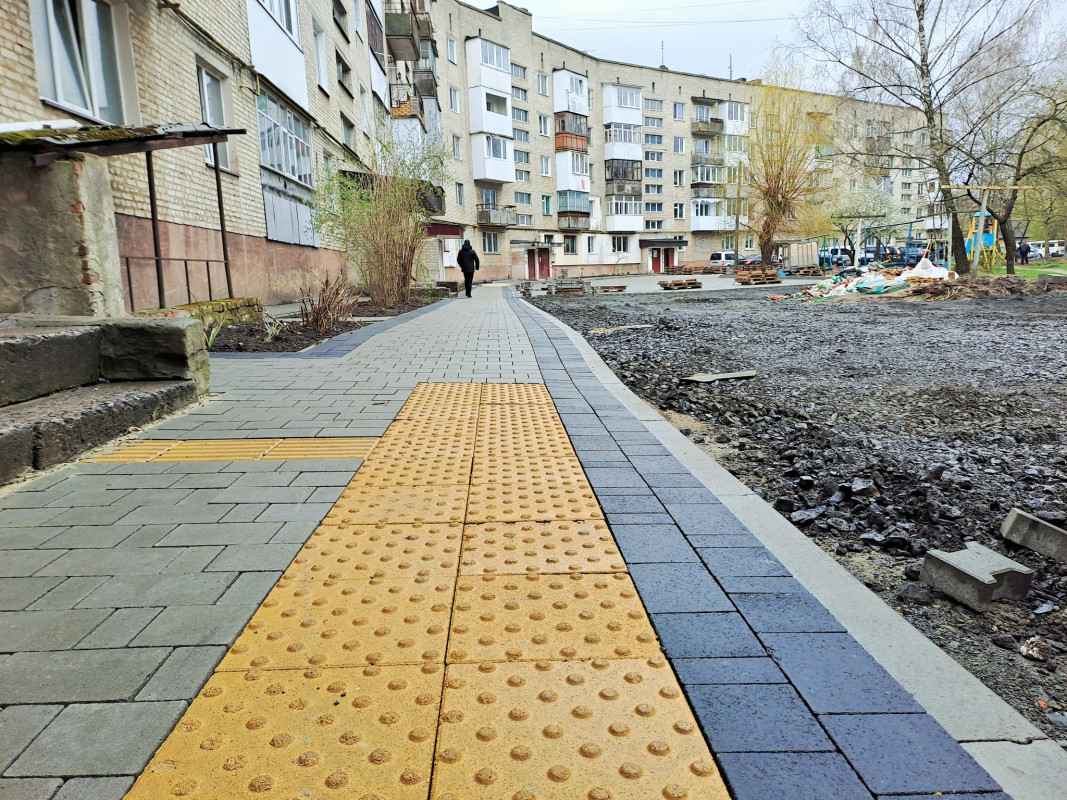 У Ковелі ремонтують двори, які підтоплювало під час опадів