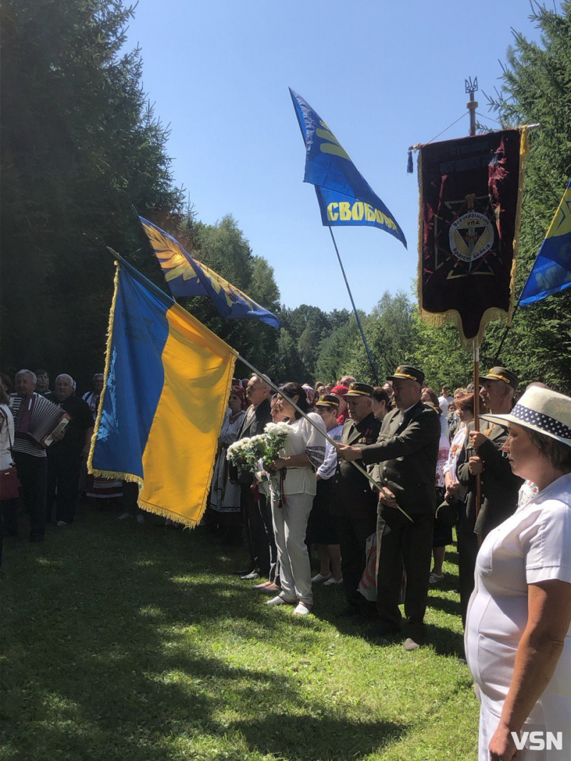 Пісні, куліш і зброя у Вовчаку: на Волині відбувся фестиваль патріотичної пісні