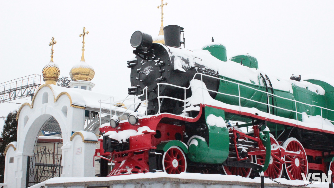 Ковель після снігопадів: фоторепортаж із засніженого міста