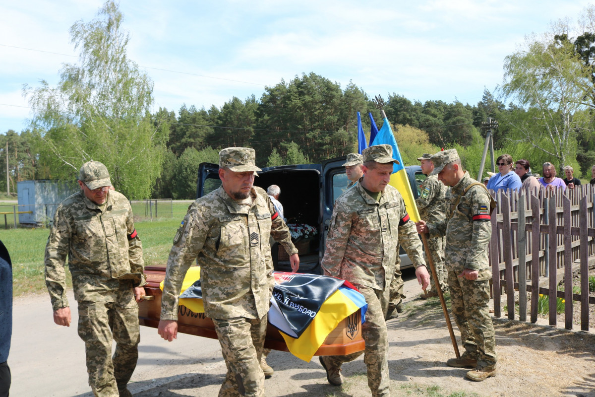 Три з половиною роки очікування: на Волині попрощалися із Героєм Володимиром Забродоцьким
