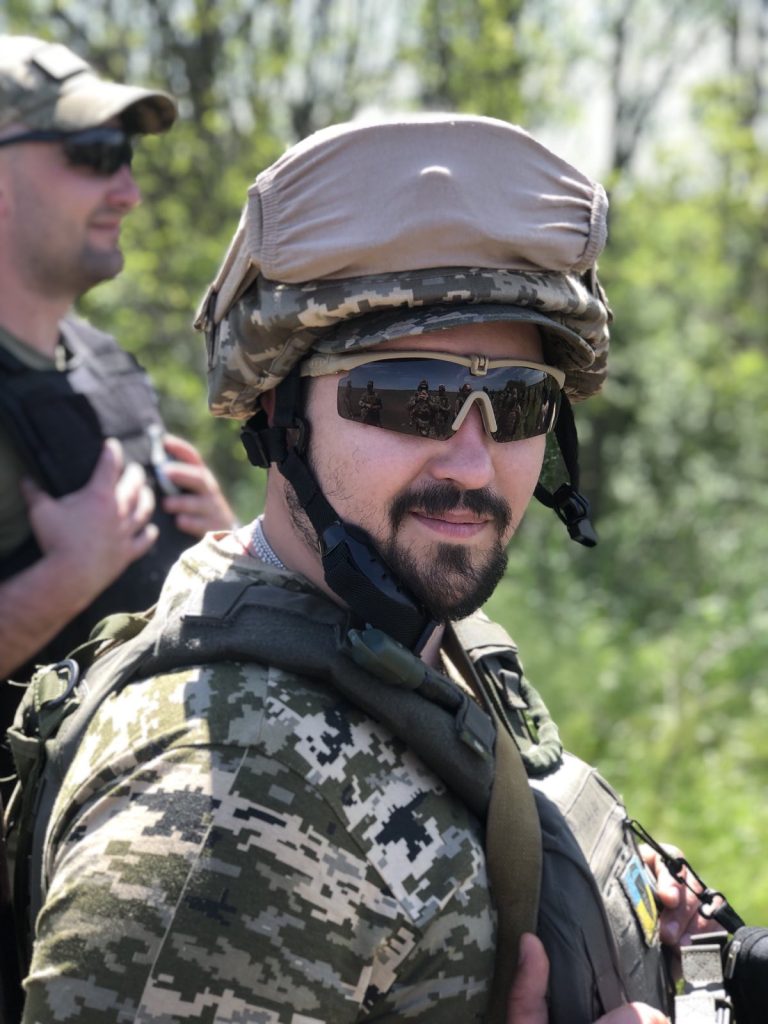 Донечці був лише один місяць, коли тато пішов на небо: Герою з Волині навіки 29