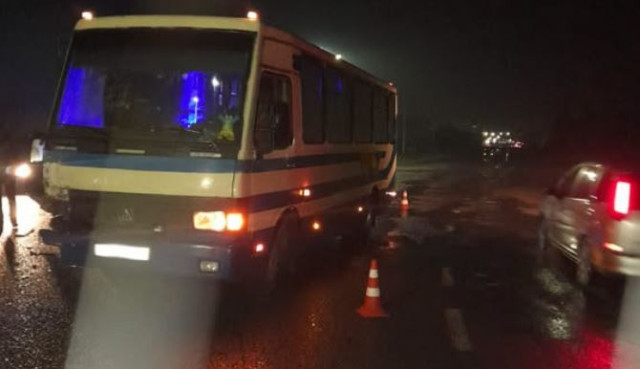 На Львівщині зіткнулися маршрутка з Волині та легковик: є травмований
