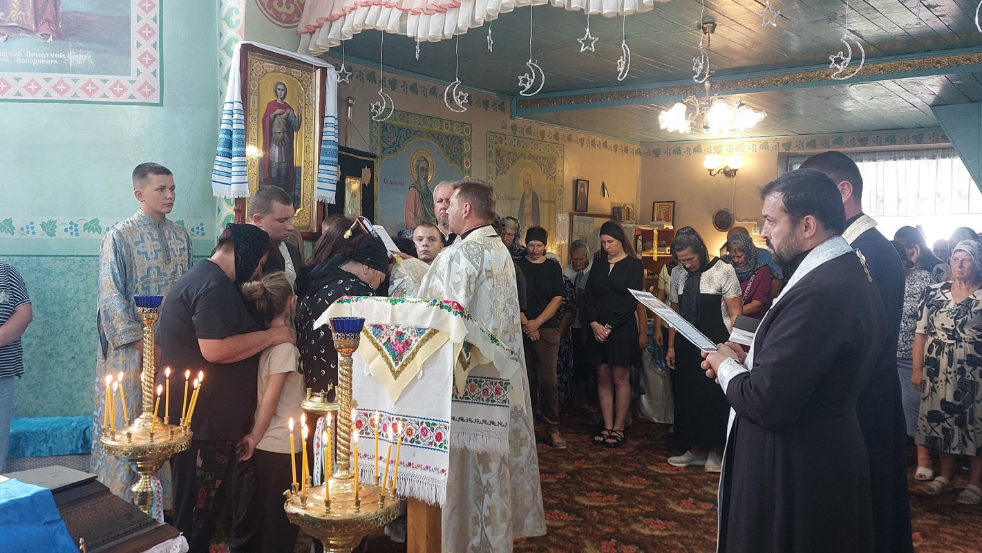 Майже рік вважався зниклим безвісти: на Волині попрощались із батьком п'яти дітей Володимиром Калитюком
