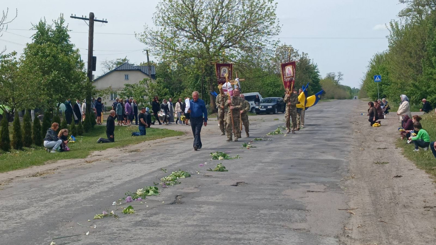 На Волині поховали захисника Володимира Головашова, який помер від важкої хвороби