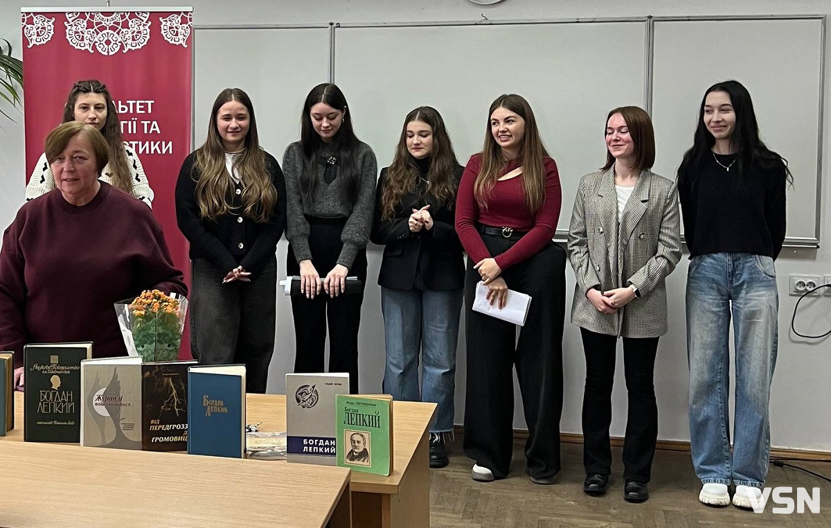 Студенти ВНУ презентували  рецепцію творчості Тараса Шевченка в інтерпретації Богдана Лепкого