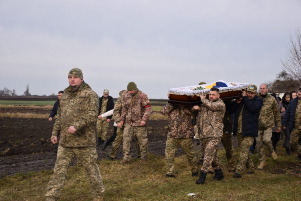 Помер внаслідок важких поранень біля Бахмута: на Волині попрощалися із солдатом Олексієм Аврамуком