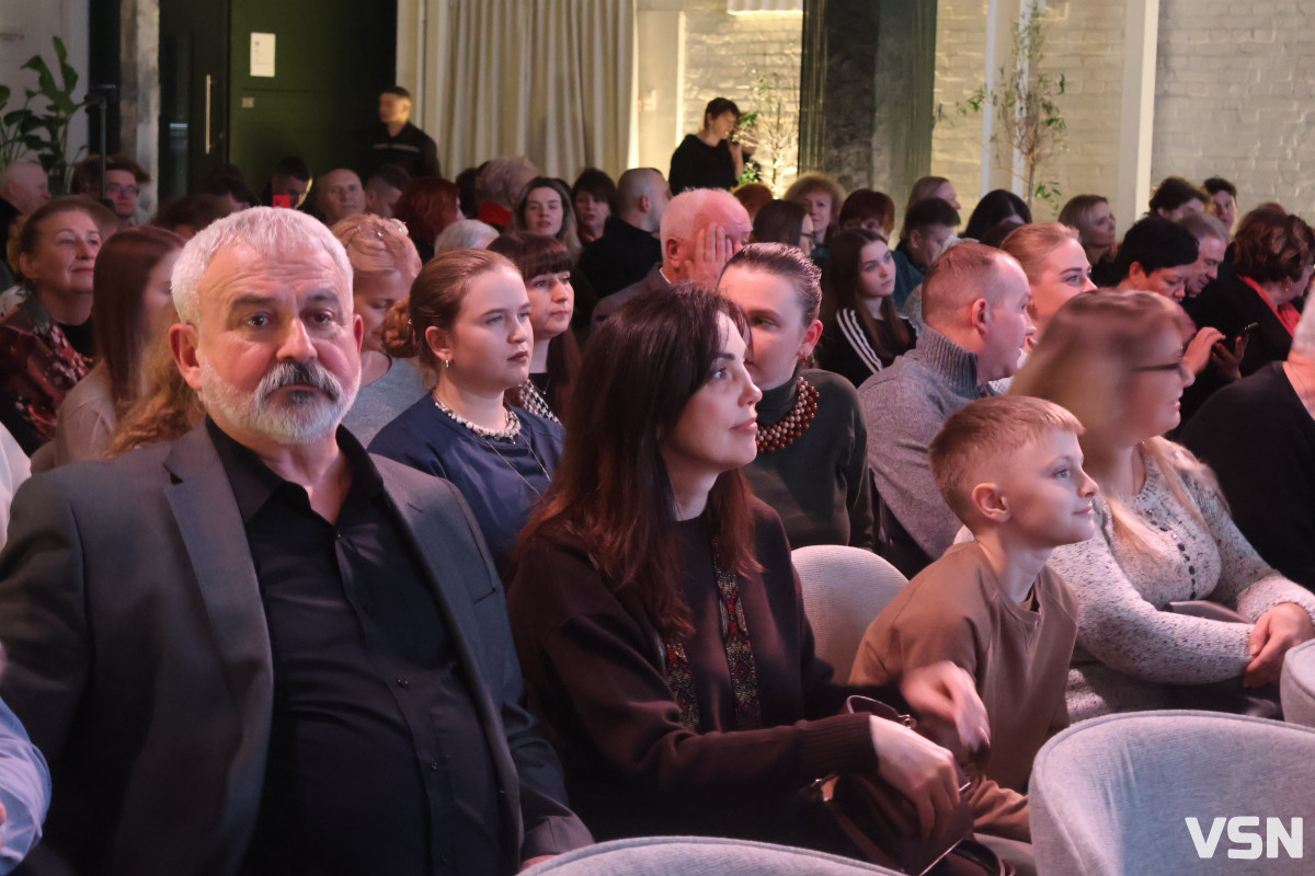 У Луцьку презентували музично-візуальний артпроменад: як відбувся захід