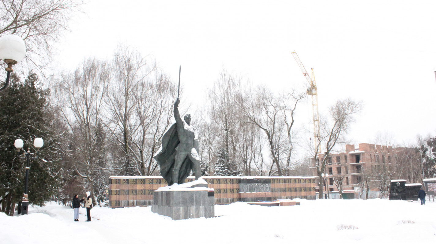 Ковель після снігопадів: фоторепортаж із засніженого міста