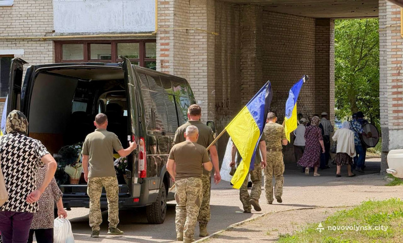На Волині попрощалися із 46-річним воїном Сергієм Бабкіним