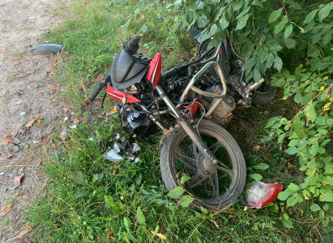 На Волині зіткнулися два мотоциклісти: 16-річний підліток загинув, інший - у реанімації
