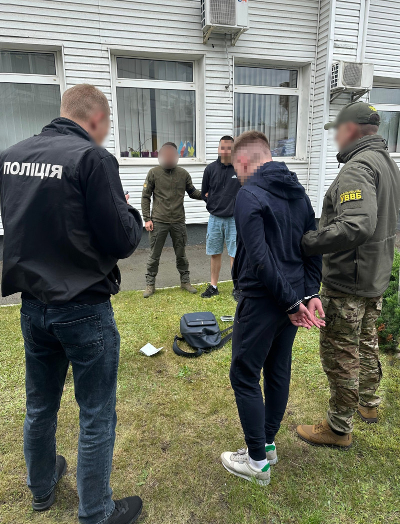 15 тисяч доларів за втечу до Польщі: на Волині викрили канал нелегального виїзду через «Ягодин»