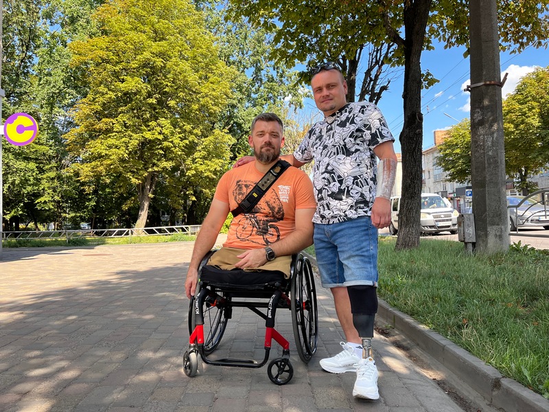 Урятував 32 побратимів і втратив обидві ноги: історія ветерана з Волині