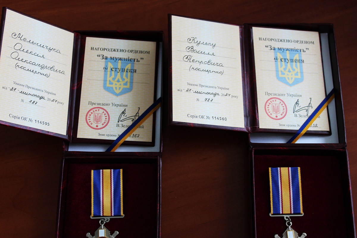 На Волині родинам загиблих Василя Кульпи та Олексія Мельничука вручили посмертні нагороди Героїв