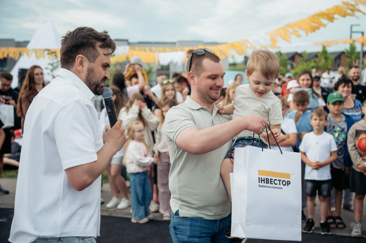 Як минув «День доброго сусіда» від будівельної компанії «Інвестор» у Струмівці. Фоторепортаж