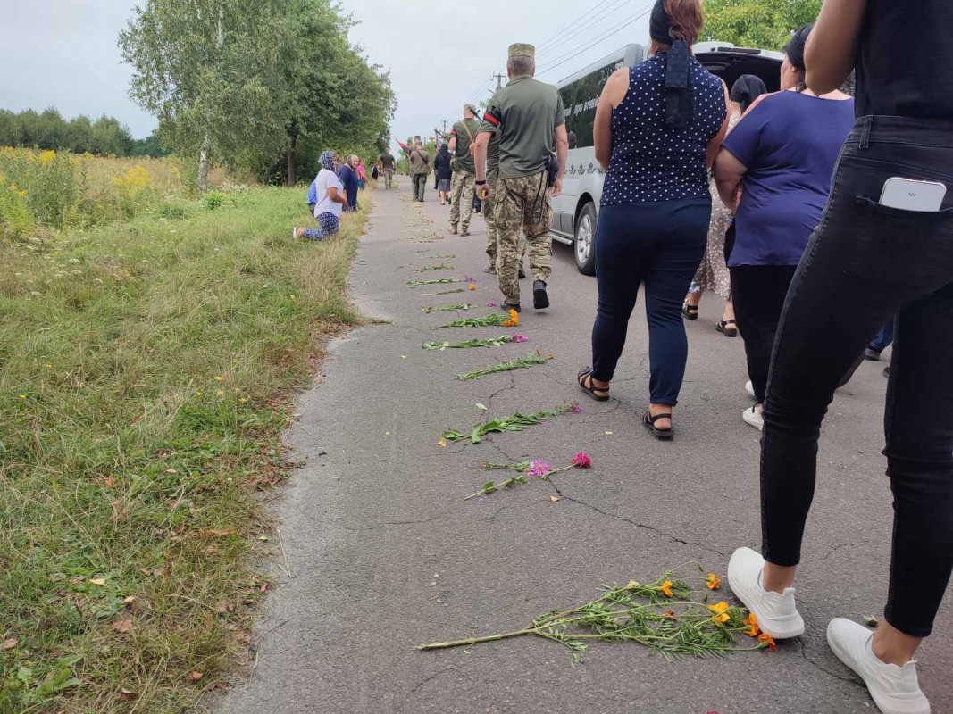 Чорний день на Волині: попрощалися із Героєм Русланом Швецем