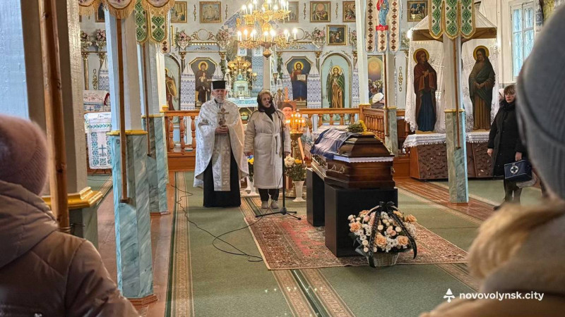 На Волині попрощалися із Героєм Олегом Головенком